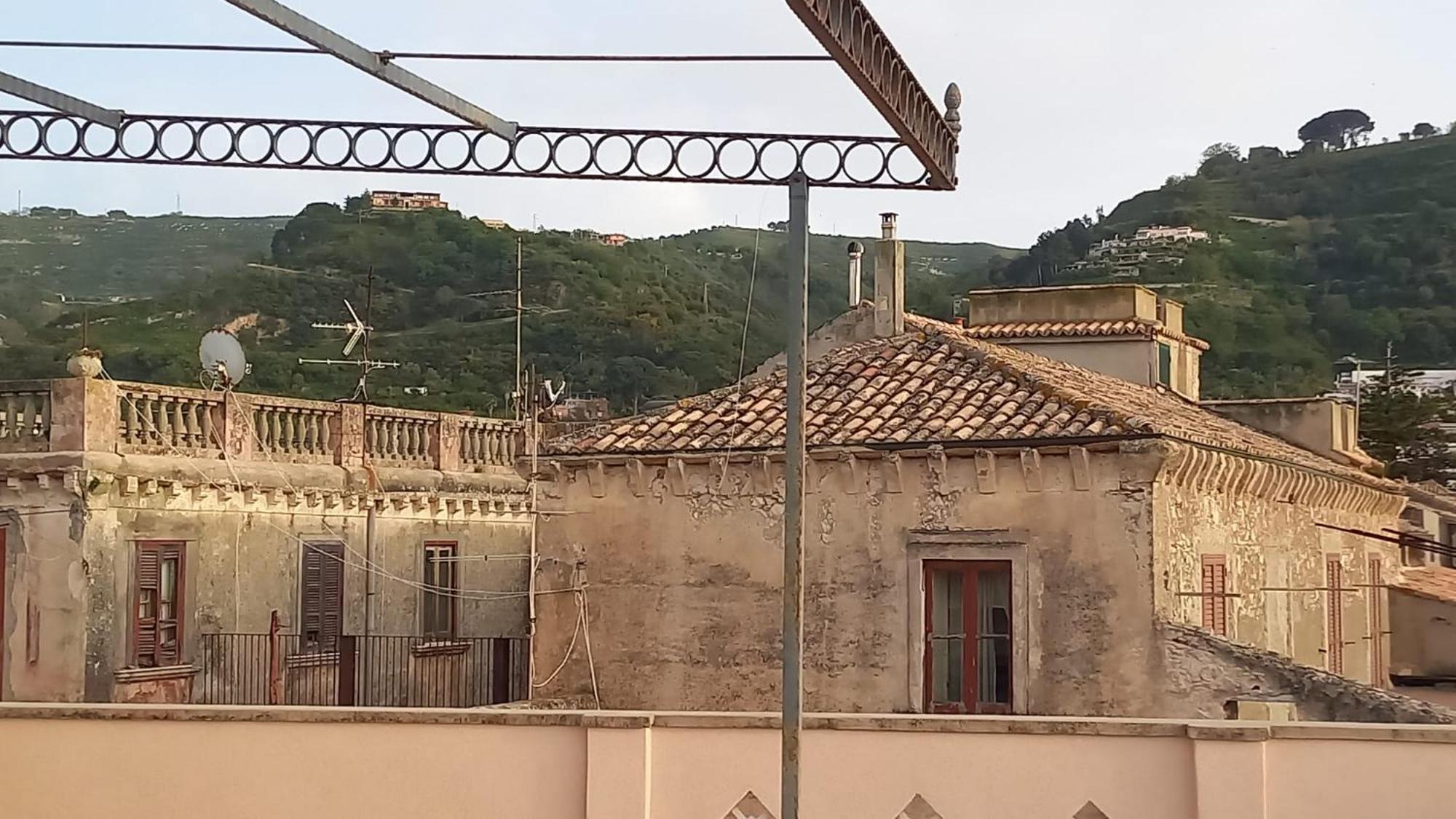 Al Vecchio Castello Bed & Breakfast โตรเปอา ภายนอก รูปภาพ
