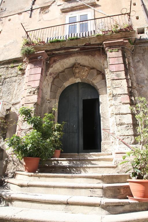 Al Vecchio Castello Bed & Breakfast โตรเปอา ภายนอก รูปภาพ